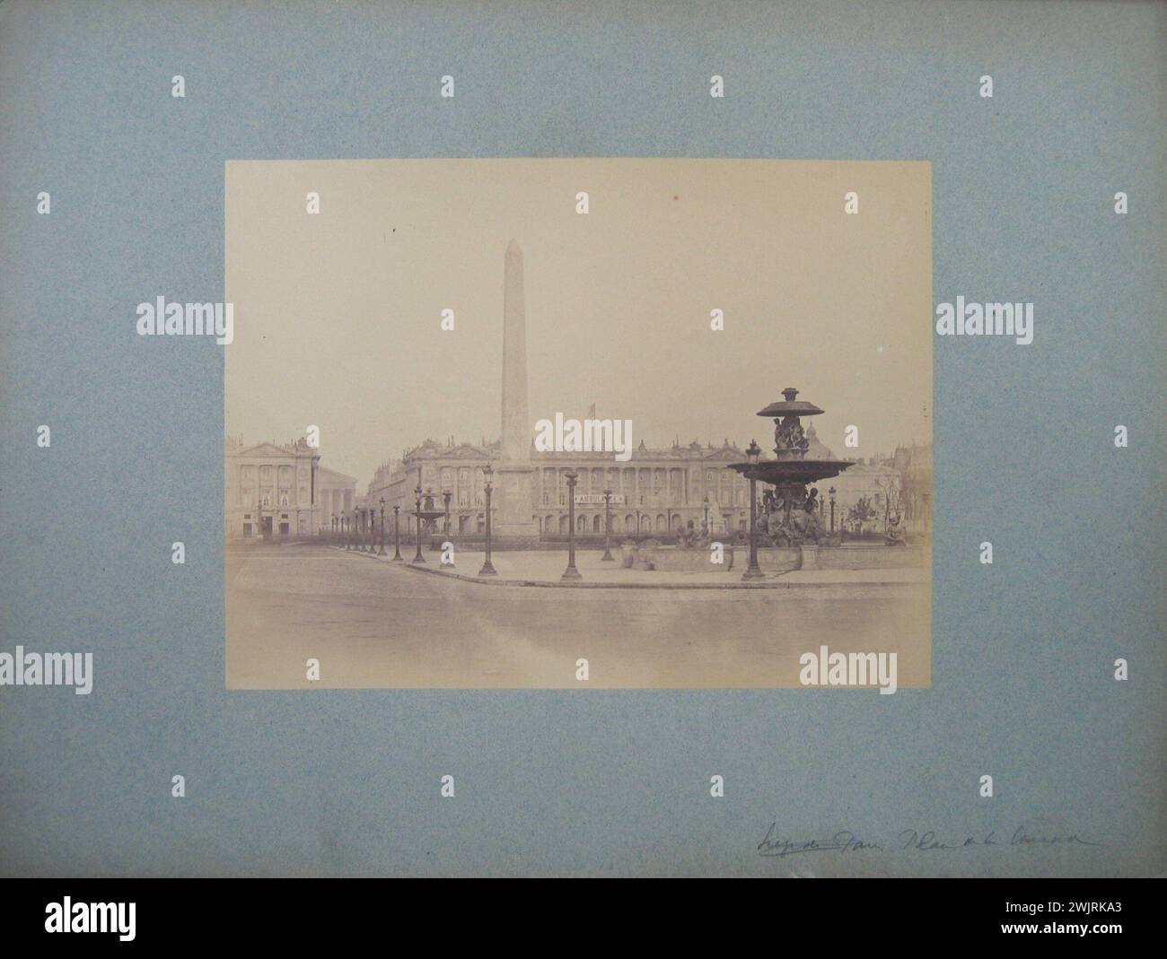 Anonym, Place de la Concorde, 8. Arrondissement, Paris (Dummy-Titel), 1871. Zeichnen Sie auf Albuminpapier. Carnavalet Museum, Geschichte von Paris. Stockfoto