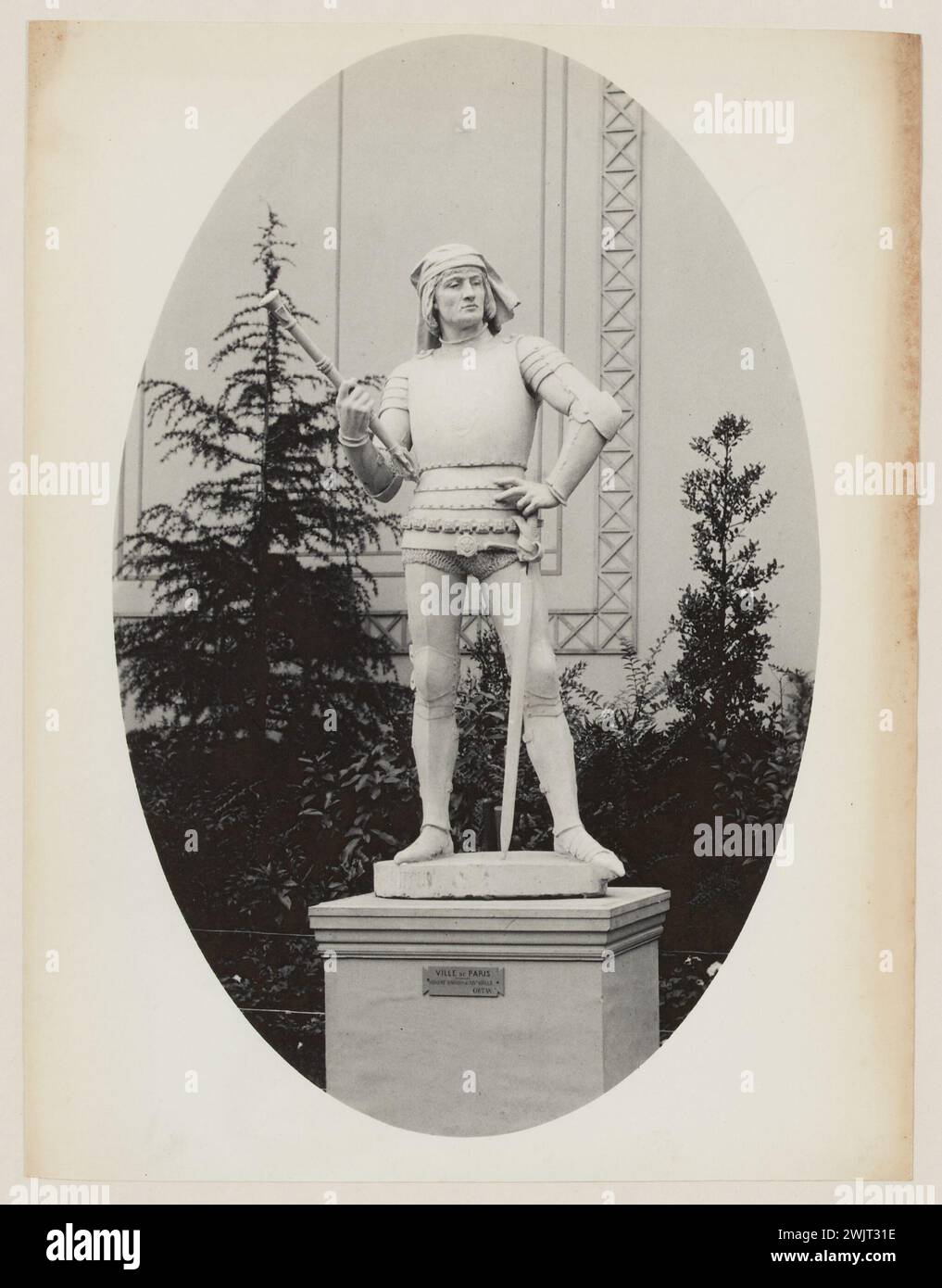 Blancard, Hippolyte (1843 - D.1924), Universalausstellung von 1889: Herald of Arms, das Schwert auf der Seite, Skulptur in der Runde (Dummy-Titel), 1889. Platin-Verlosung. Carnavalet Museum, Geschichte von Paris. Stockfoto