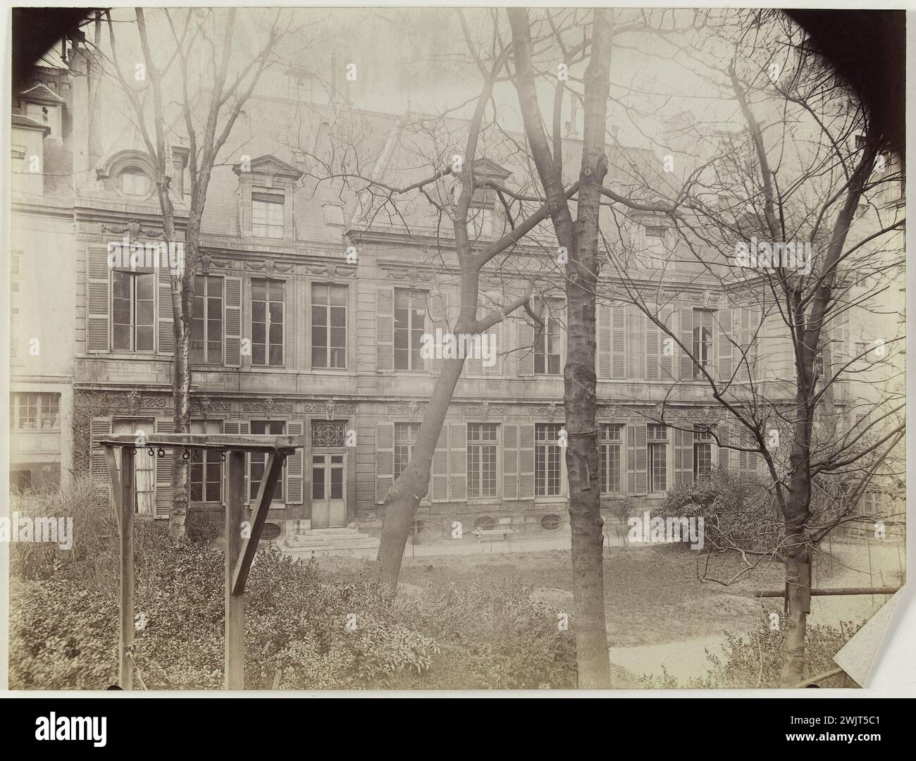 Anonym. 'Blick auf die Fassade der Gärten der zentralen Apotheke der Krankenhäuser, 5. Arrondissement, Paris'. Albuminpapier zeichnet. In. Paris, Carnavalet Museum. 144179-4 Stockfoto