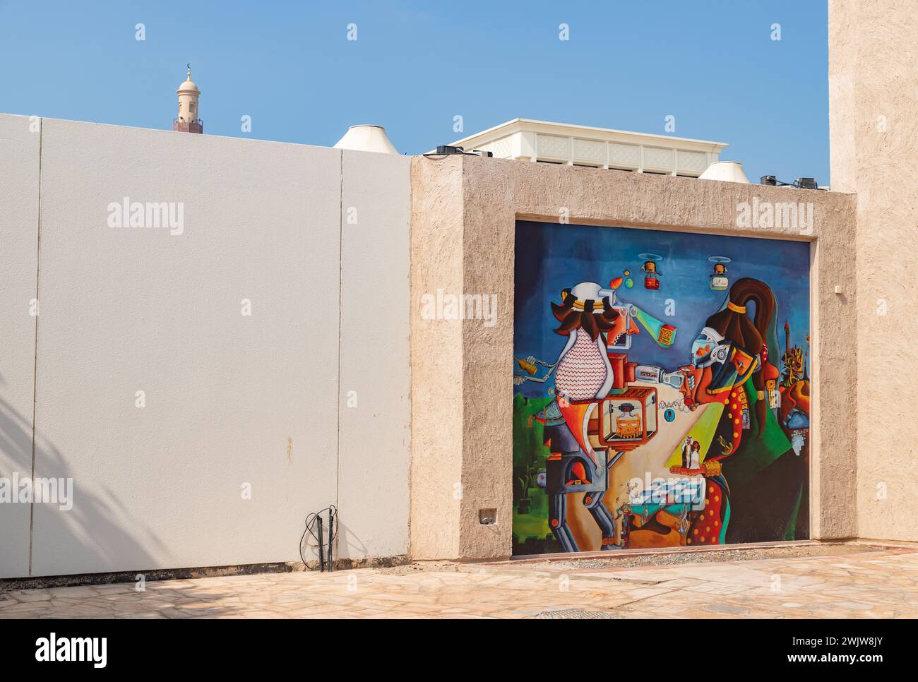 Ein Bild eines farbenfrohen Wandgemäldes im historischen Viertel Al Fahidi. Stockfoto