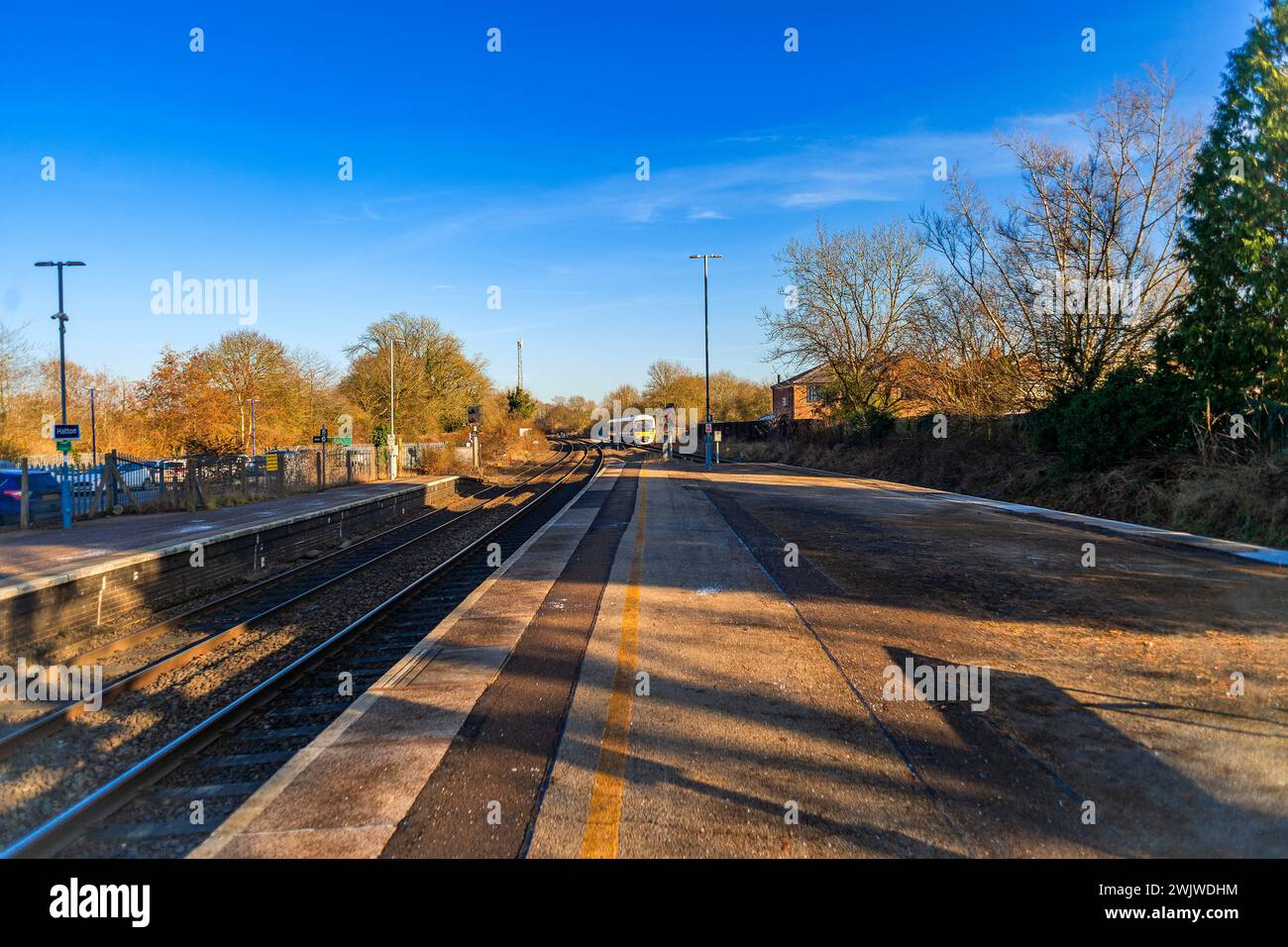 Dieselbetriebener Personennahverkehr-S-Bahnhof. Stockfoto