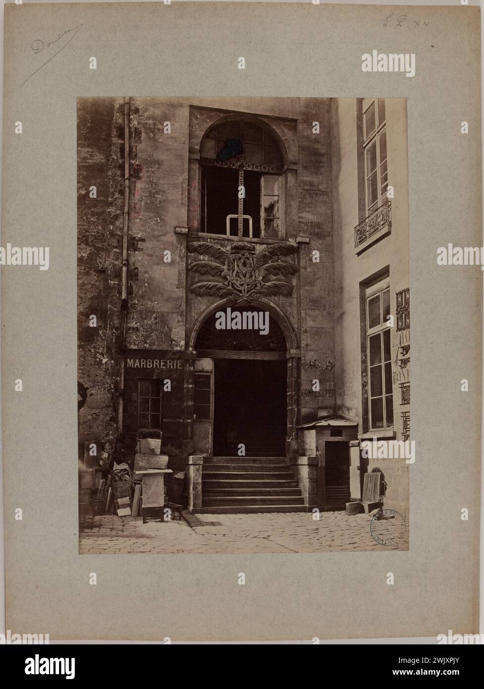 Emonts oder Emonds, Pierre. 'Hotel rue Saint-Paul, 4. Arrondissement, Paris'. Albuminpapier zeichnet. 1870-1870. Paris, Carnavalet Museum. 123820-28 Stockfoto