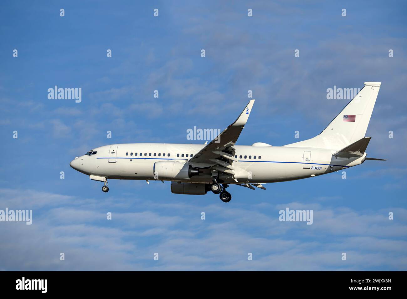 München, Deutschland - 16. Februar. 2024: Boeing C-40 Clipper der United States Air Force mit der Flugzeugnummer 02-0201 landet als Teil der Munic Stockfoto