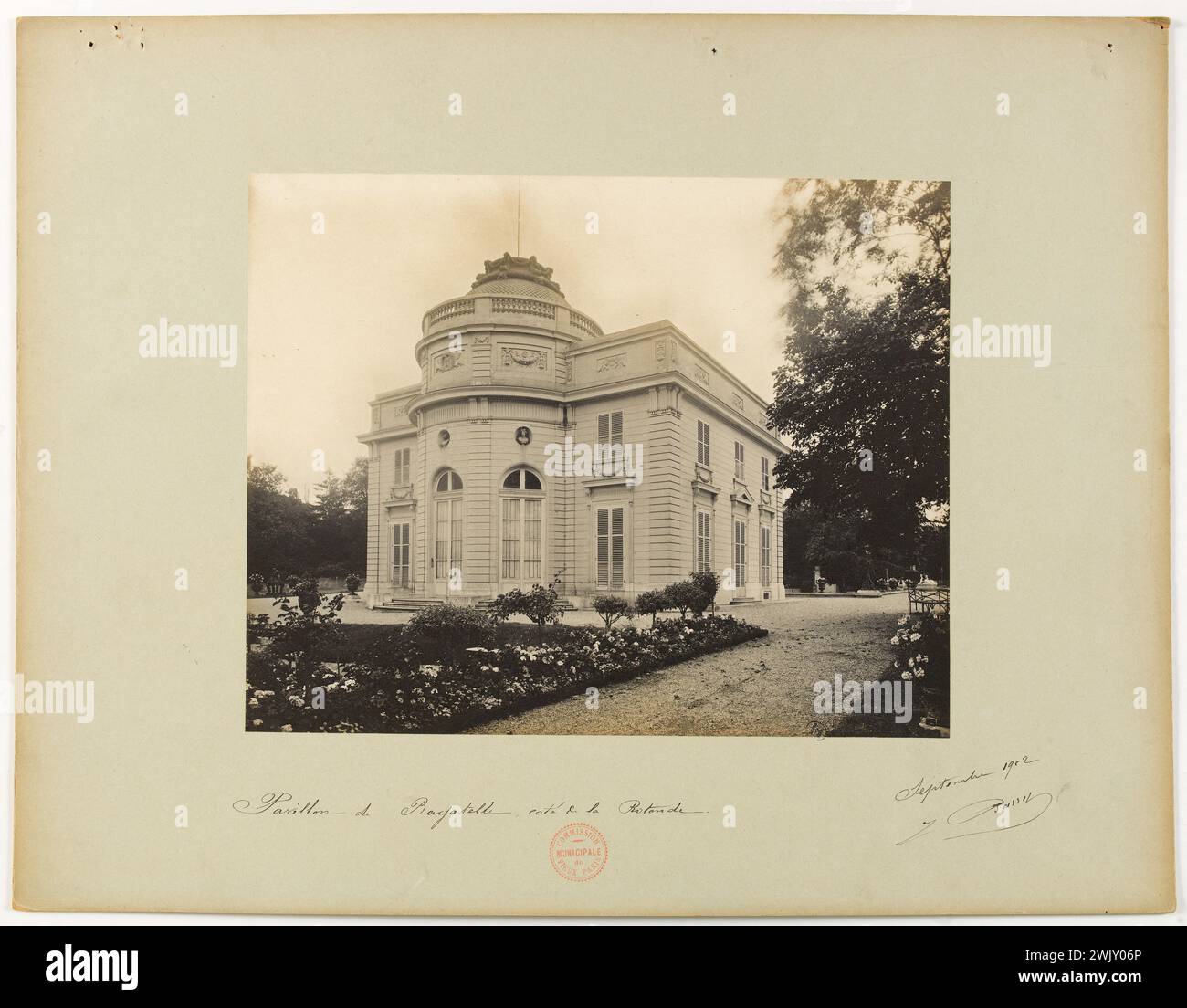 Großer Pavillon des Bagatelle-Gartens an der Seite der Rotunde. Paris (16. Arr.). September 1902. Anonyme Fotografie. Gelatino-Silberbromid-Verlosung, September-Dezember 1902. Paris, Carnavalet Museum. 123099-25 Stockfoto