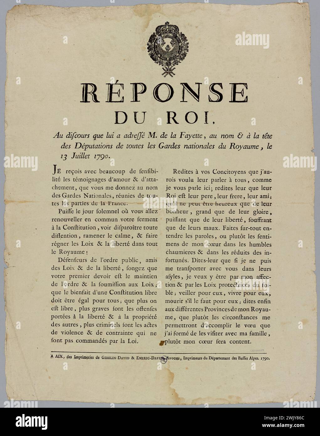 Emeric-David, Toussaint-Bernard (dit Emeric-David) (Nr. 1755-08-20-D.1839-04-02), REPONSE/DU ROI./ zu der Rede, die ihm M. de La Fayette, im Namen & an den Kopf/ Deputationen aller Nationalgarde des Königreichs, 13. Juli 1790 zugesandt wurde. (Beschrifteter Titel (Brief)), 1790. Holzstich und Typographie. Carnavalet Museum, Geschichte von Paris. Politik, Geschichte, Französische Revolution, 1789-1799, Verwaltung, Nationalgarde, Königshaus, Louis XVI (Louis Auguste de France) (1754–1793), Marie-Joseph Paul Yves roch Gilbert du Motier de la Fayette (1757–1834), Typografisches Poster, dekoratives Motiv Fleurdelys Stockfoto
