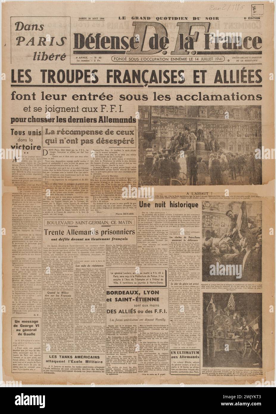 Journal 'Defense of France' vom 26. August 1944. Gedrucktes Papier, 1944. General Leclerc Museum von Hauteclocque und die Befreiung von Paris, Jean Moulin Museum. presseartikel, Journal, Journal Print, Journal Seite, Presse geschrieben, täglich, XX XX XX 20. 20. Jahrhundert Stockfoto