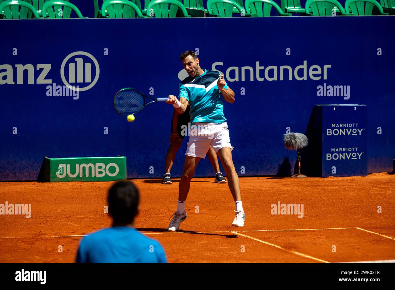 ATP 250 - IEB ARGENTINA OPEN Marcel Granollers ESP pega de Drive durante el partido de dobles por la Semifinal del IEB Argentina Open jugado en el Estadio Guillermo Vilas de la Ciudad Autonoma de Buenos Aires, Argentinien. Februar 2024. Ciudad Autonoma de Buenos Aires Argentina *** ATP 250 IEB ARGENTINA OPEN Marcel Granollers ESP trifft eine Fahrt im Halbfinale der IEB Argentina Open, die am 17. Februar im Guillermo Vilas Stadion in der Autonomen Stadt Buenos Aires, Argentinien ausgetragen wurde. 2024 Ciudad Autonoma de Buenos Aires Argentinien Copyright: xSantiagoxGomezxRocax TNS 24 059 Stockfoto