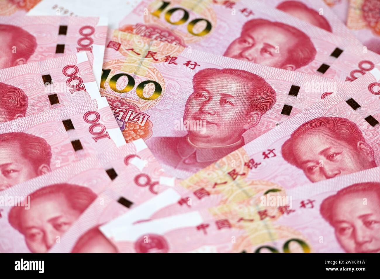 Chinesische Yuan-Banknoten, Renminbi. Das Konzept der Wirtschaft Chinas, der Wechselkurs Stockfoto