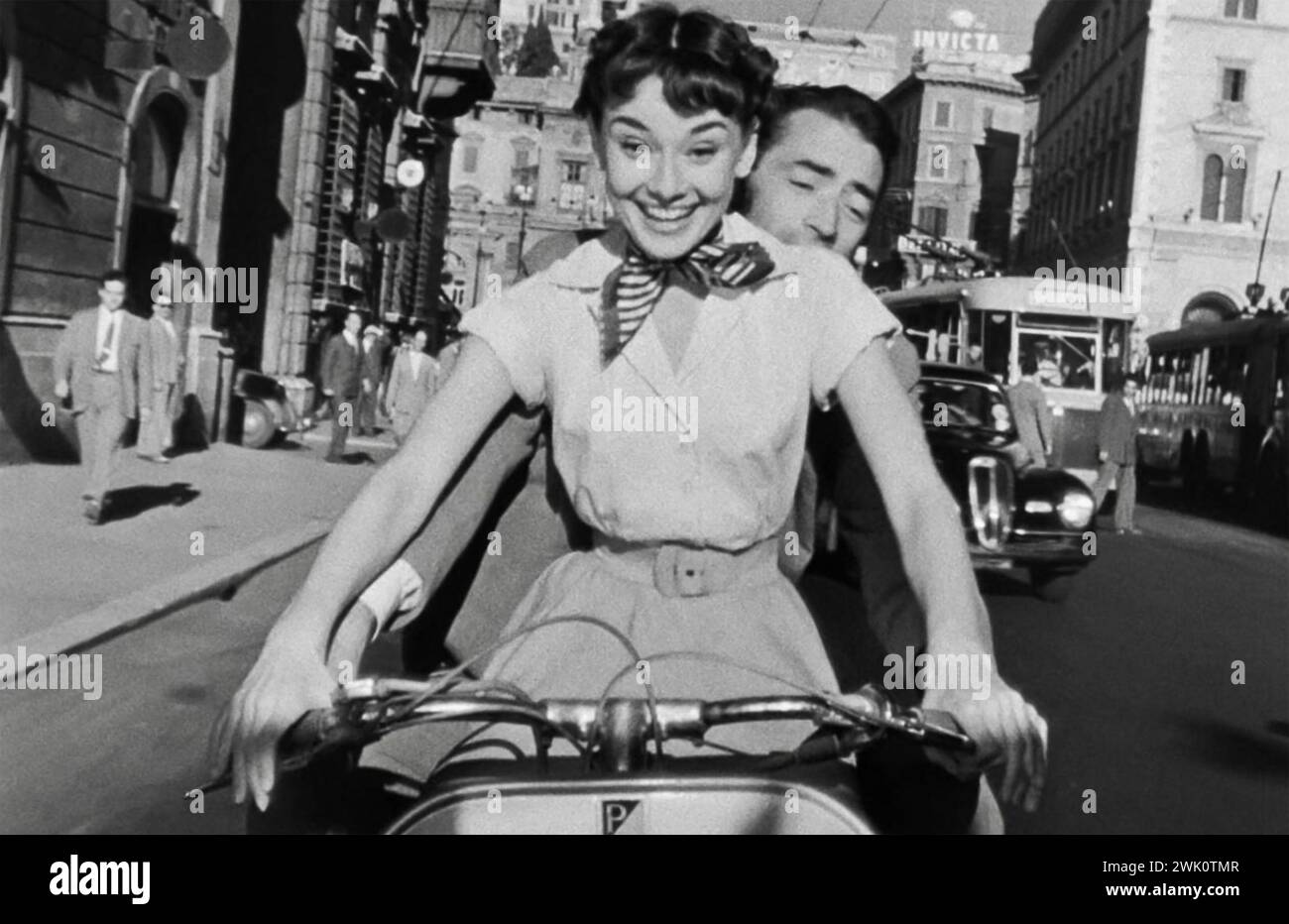 ROMAN HOLIDAY 1953 Paramount Pictures Film mit Audrey Hepburn als Prinzessin Ann und Gregory Peck als Joe Bradley Stockfoto
