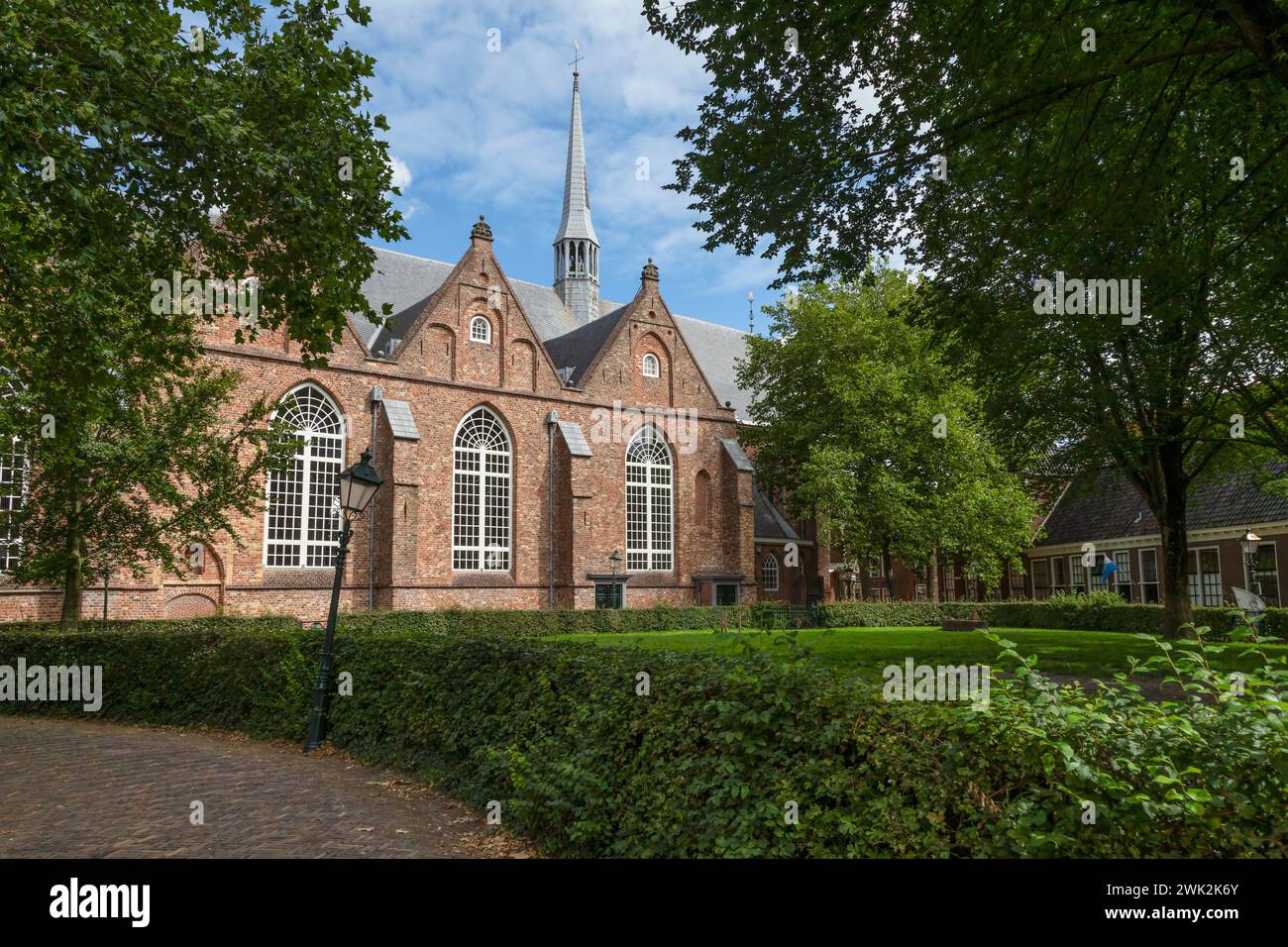 Grote oder Jacobijnerkerk in der niederländischen Stadt Leeuwarden in Friesland. Stockfoto