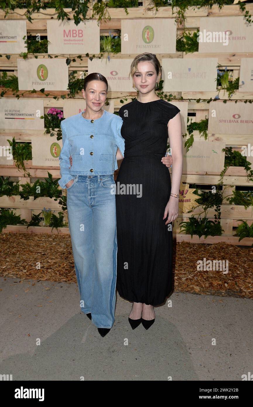 Hannah Herzsprung und Lisa Vicari beim MEDIENBOARD bei den 74. Internationale Filmfestspiele in Berlin 17.02.2024 *** Hannah Herzsprung und Lisa Vicari beim MEDIENBOARD der Internationalen Filmfestspiele Berlin 74 17 02 2024 Stockfoto