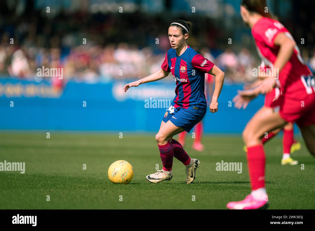 Sant Joan Despi, Spanien, 18. Februar 2024. Spanien Liga F: FC Barcelona gegen Atletico de Madrid. (14) Aitana Bonmati. Quelle: Joan G/Alamy Live News Stockfoto