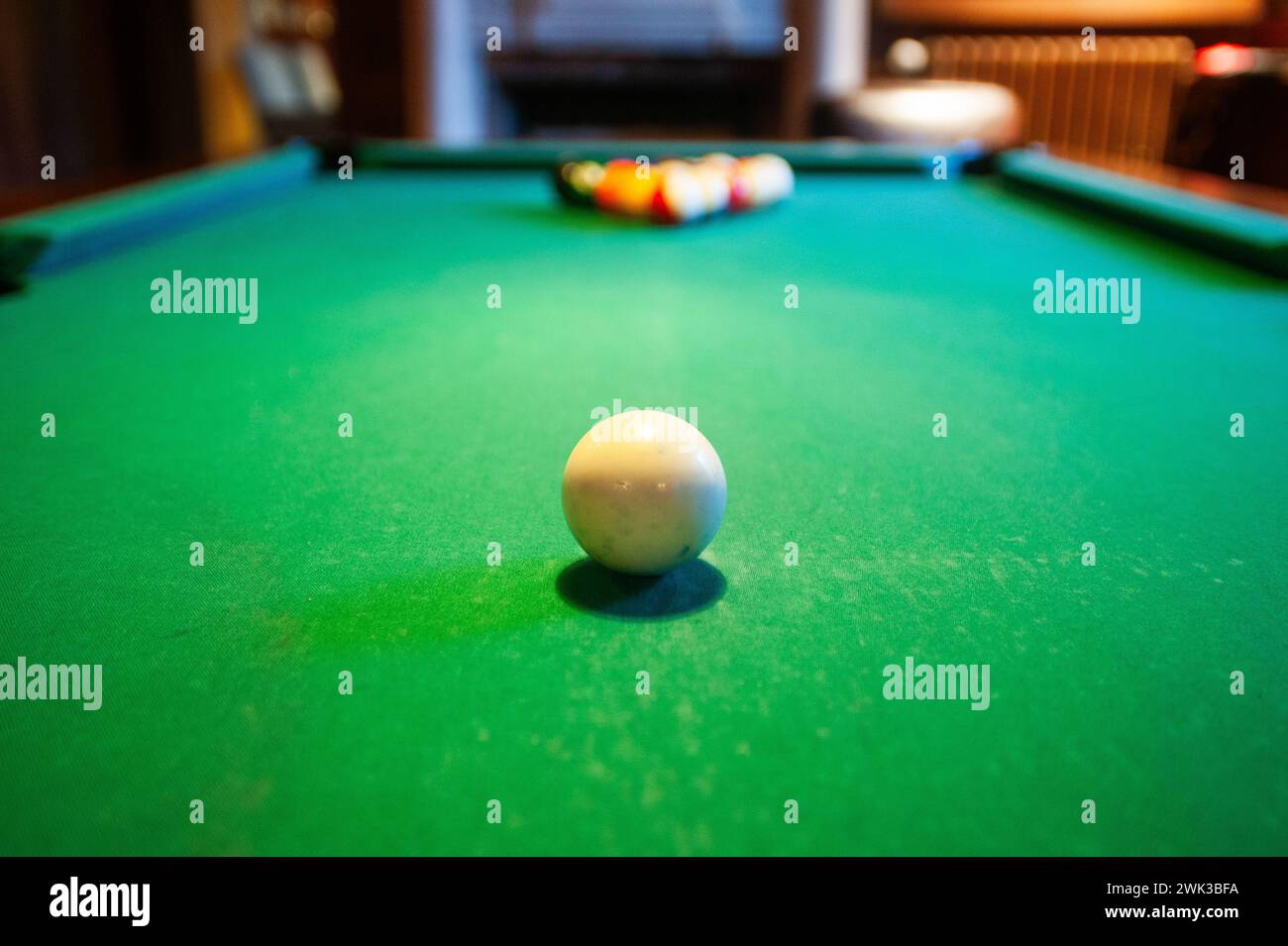 Ein historischer Snookertisch in einem Hotel. England, Vereinigtes Königreich Stockfoto