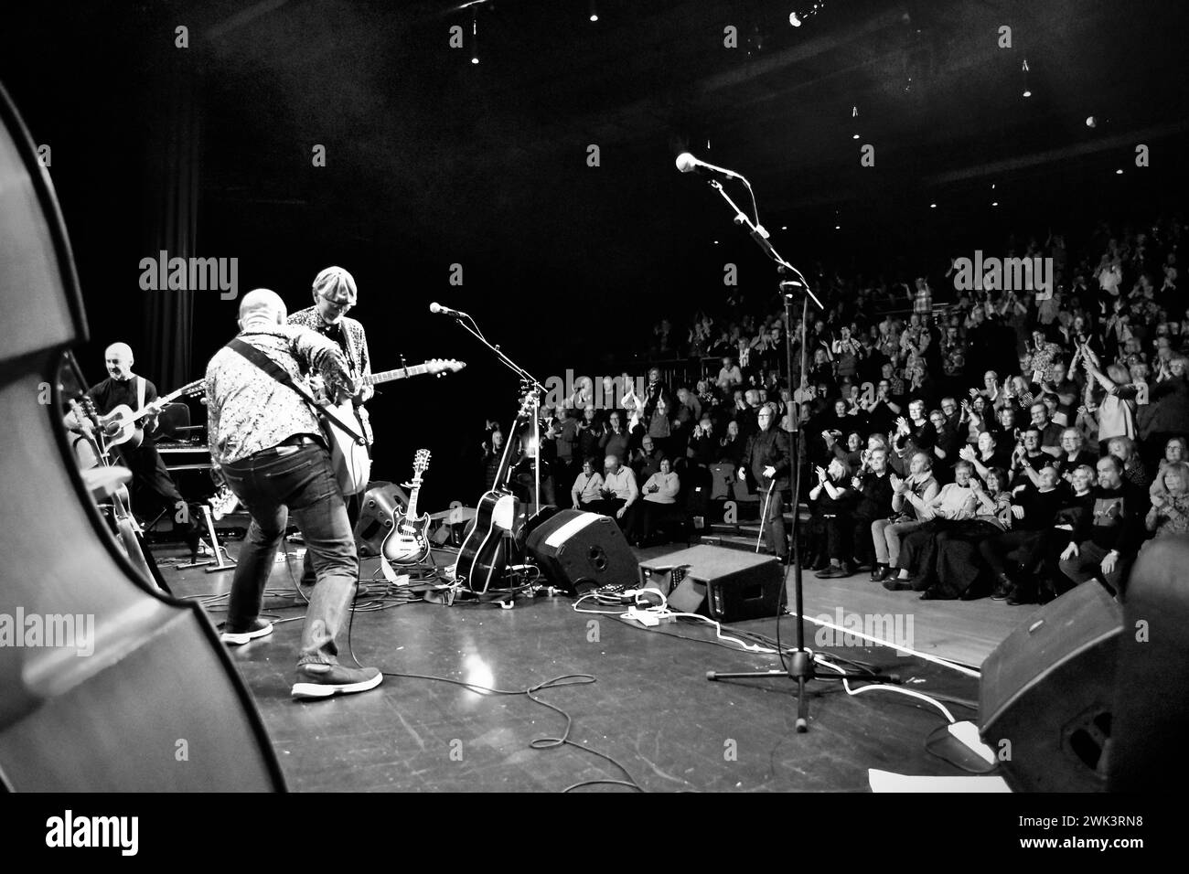 Die Folk-Rock-Band Lindisfarne trat im Februar 2024 live auf. Ich Danke James Hind/Alamy. Stockfoto