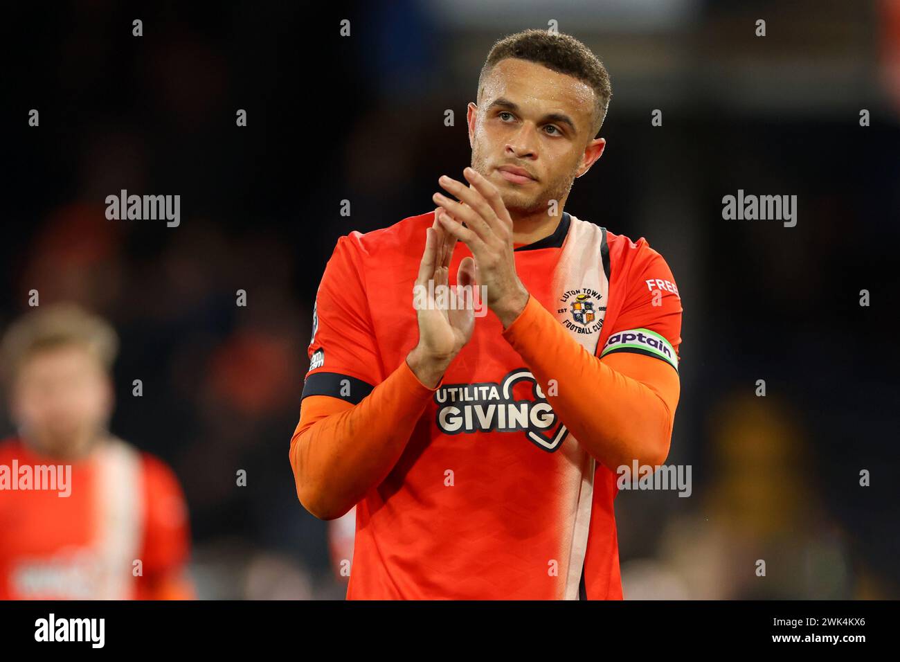 Kenilworth Road, Luton, Bedfordshire, Großbritannien. Februar 2024. Premier League Football, Luton Town gegen Manchester United; Torschütze Carlton Morris aus Luton Town nach dem Verlust 1-2 Credit: Action Plus Sports/Alamy Live News Stockfoto