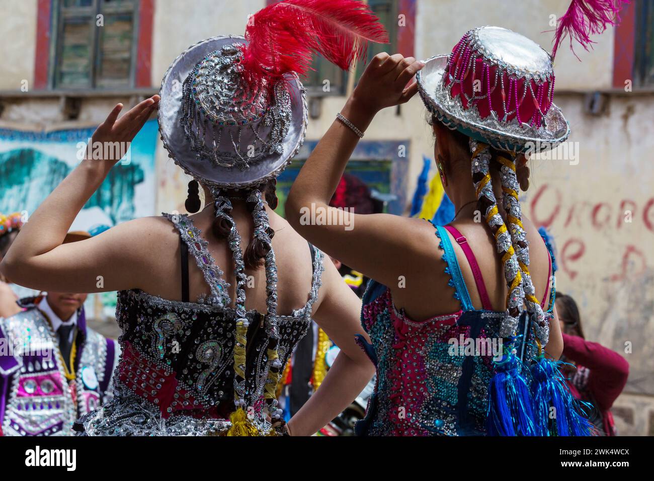 Tänzer in typischen Kostümen für das Festival der Jungfrau von Candelaria in Puno, Peru. Stockfoto