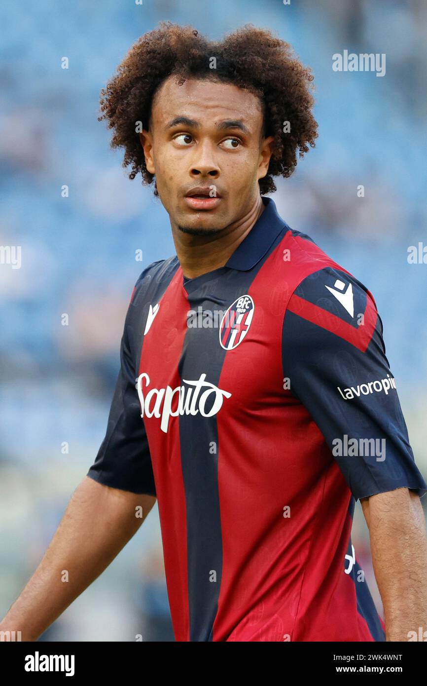 Joshua Zirkzee von Bologna sieht sich beim Fußballspiel SS Lazio gegen Bologna FC Stadio Olimpico am 18. Februar 2024 in Rom an. Stockfoto