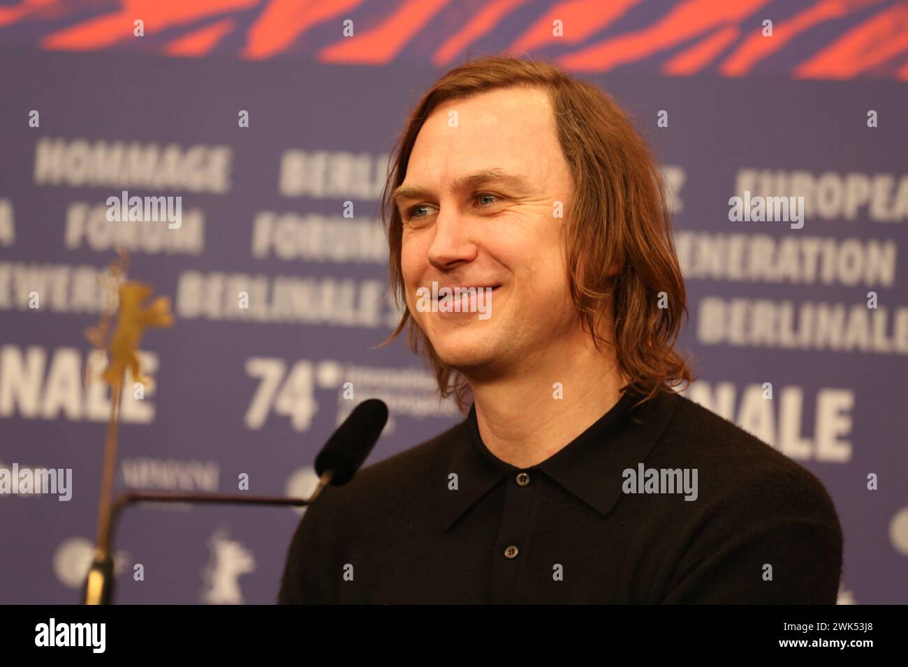 Berlin, 18. Februar 2024, Schauspieler Lars Eidinger bei der Pressekonferenz zum Film Sterben beim 74. Internationalen Filmfestival Berlinale. Foto: Doreen Kennedy / Alamy Live News. Stockfoto