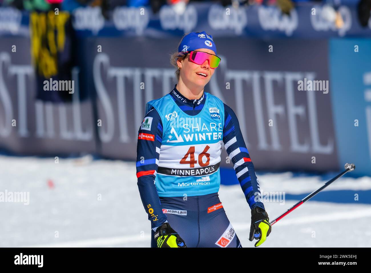 Minneapolis, Minnesota, USA. Februar 2024. FLORA DOLCI von Frankreich während des 10-km-Rennens am 3. Tag der COOP FIS Cross-Country-Weltmeisterschaft 2024 am 18. Februar 2024 in Minneapolis, Minnesota, USA. (Kreditbild: © Steven Garcia/ZUMA Press Wire) NUR REDAKTIONELLE VERWENDUNG! Nicht für kommerzielle ZWECKE! Stockfoto