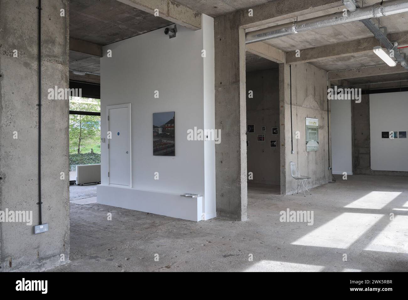 Das ehemalige Scottish Queen Pub in Park Hill Flat ist Sheffield England UK, das als Kunstraum-Ausstellungsraum genutzt wurde Stockfoto