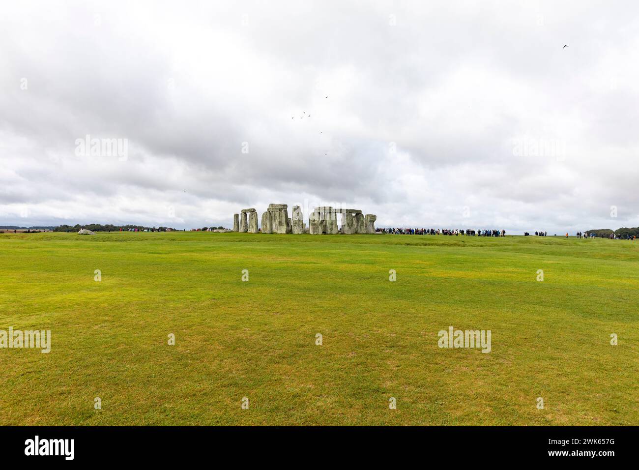 Stonehenge, Salisbury Plain England, prähistorische megalithische stehende Steine auf der Ebene, wichtigste Touristenattraktion, England, Großbritannien, 2023 Stockfoto