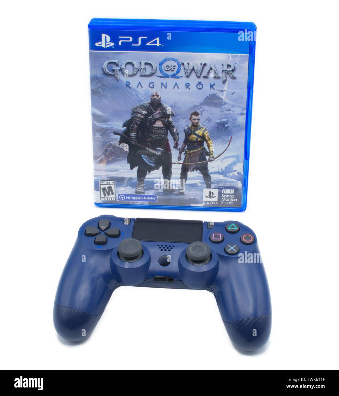 Ocala, FL 2-18-2024 God of war Ragnarok, das neue exklusive Sony PlayStation Four 4 und Five 5 Spiel mit Dual Sense Controller. Kratos und sein Sohn Stockfoto