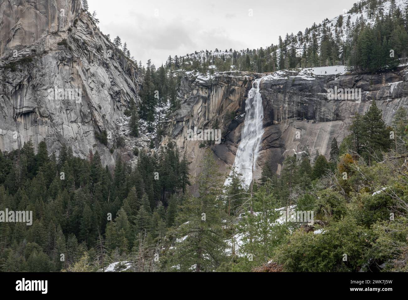 Nevada Fall, ein Wasserfall in den Sierra Nevada Mountains im Yosemite National Park, Kalifornien, USA, Nordamerika. Stockfoto