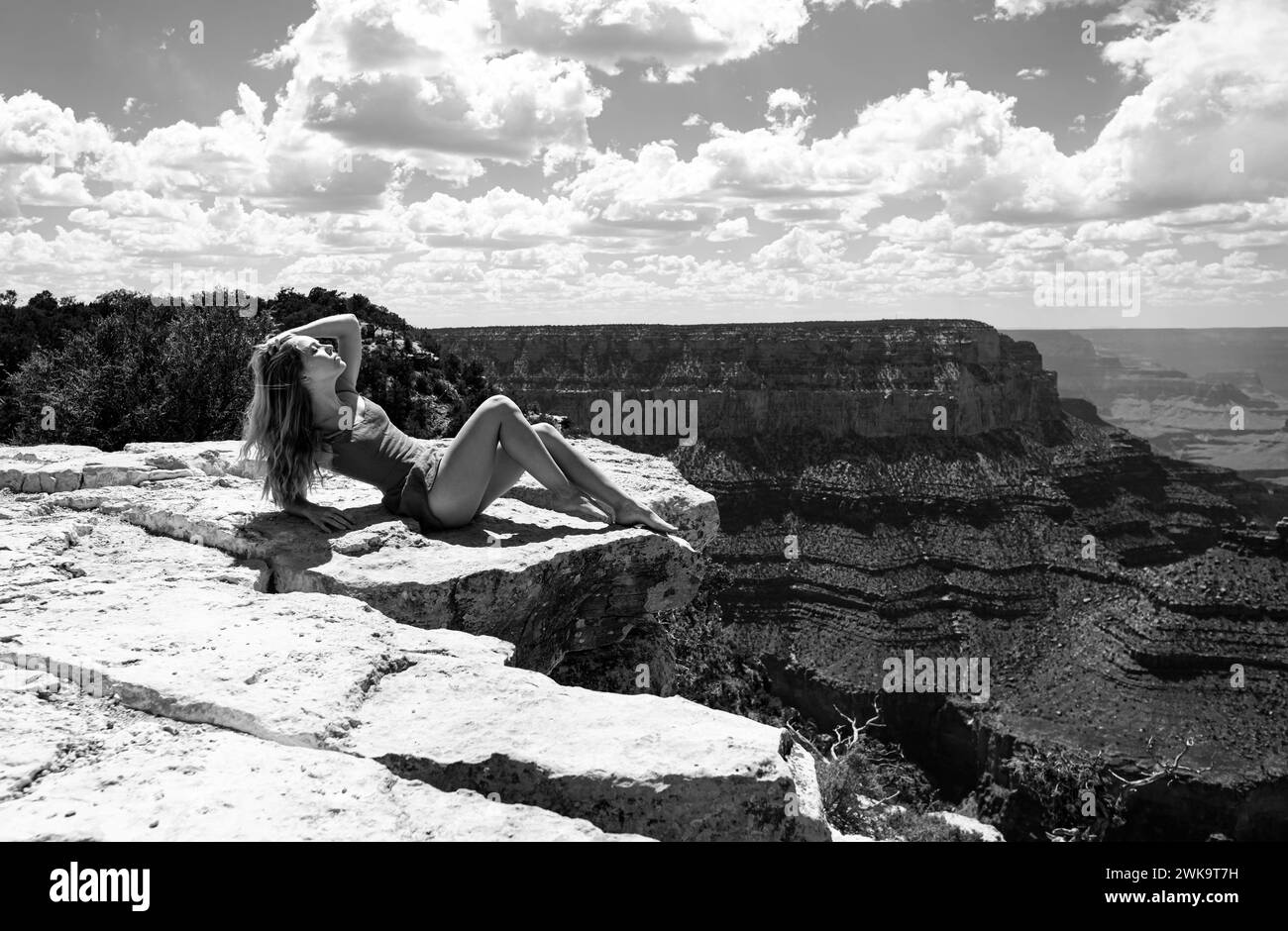 Wunderschöne Naturlandschaft. Frau im Grand Canyon. Reisen in die USA. Weltnationales Wahrzeichen. Stockfoto