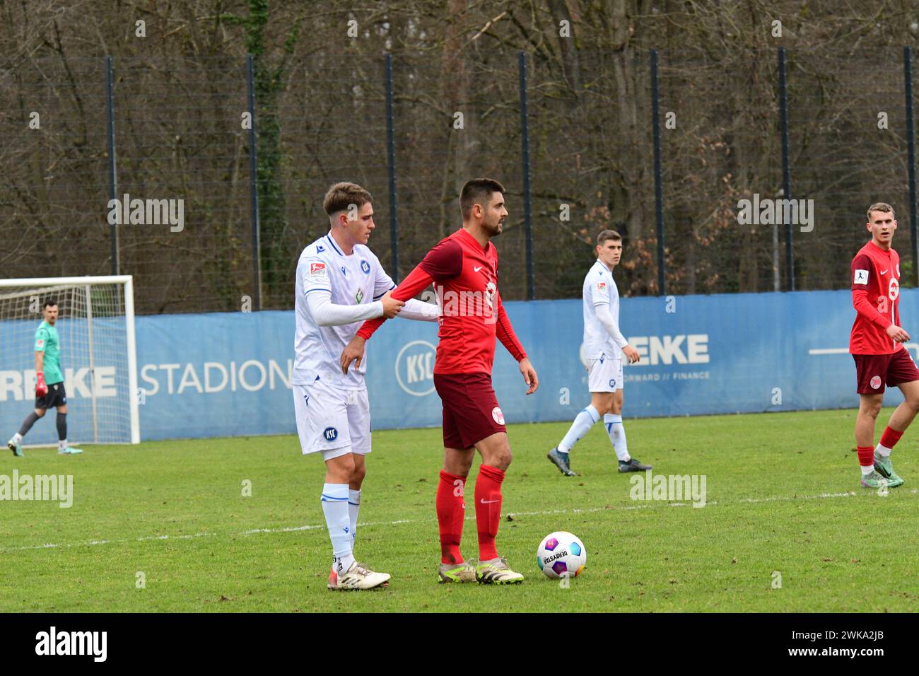 KSC unterlag Kickers Offenbach im Testspiel Stockfoto
