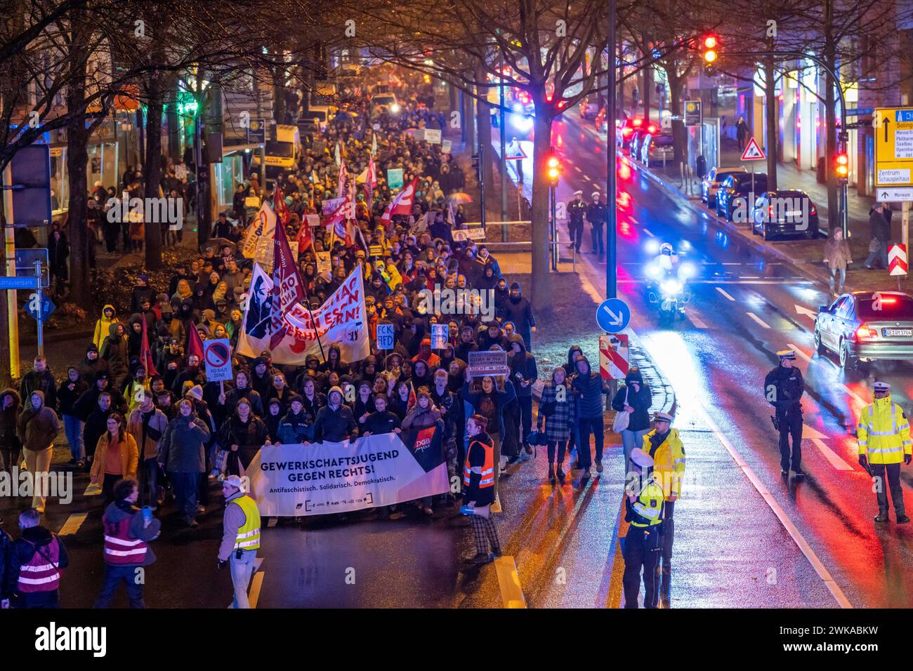 Demonstration mit bis zu 10.000 Teilnehmern gegen Rechtsextremismus und die AFD in der Innenstadt von Essen, NRW Stockfoto