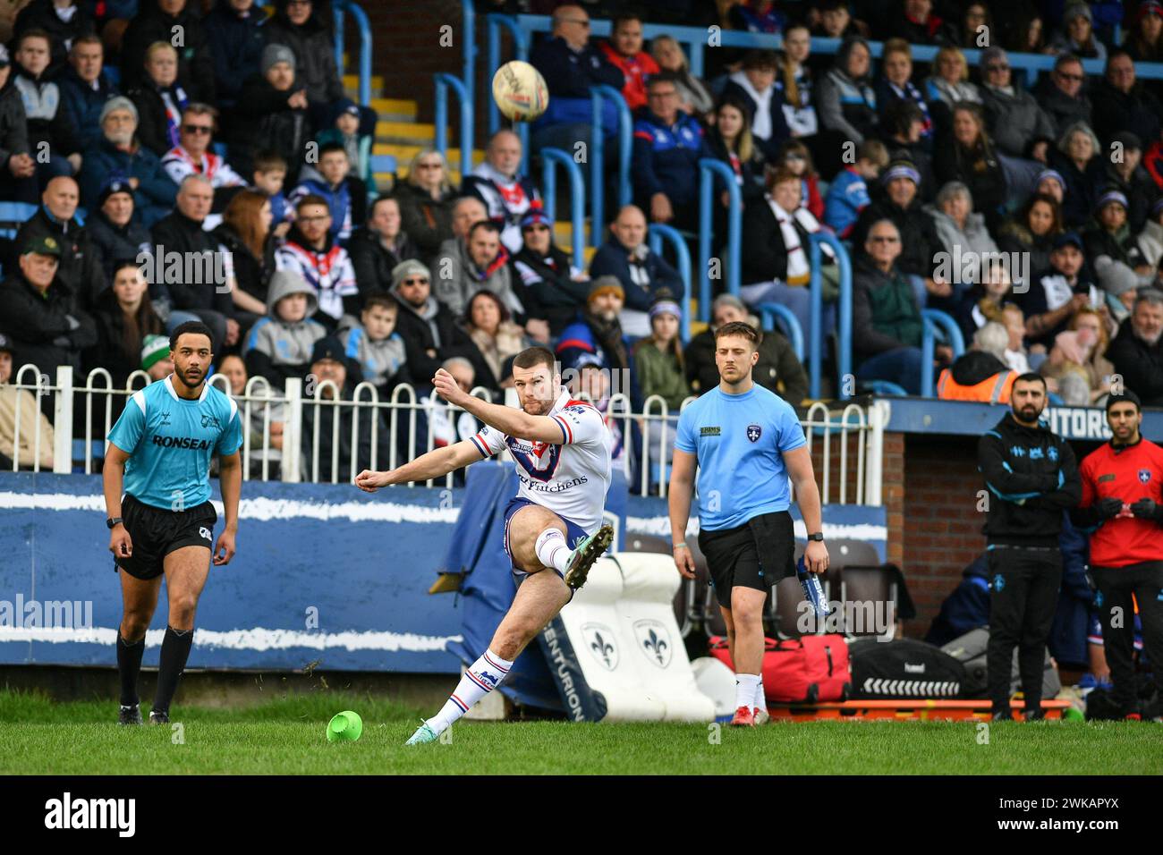 Featherstone, England - 18. Februar 2024 - Max Jowitt von Wakefield Trinity. Rugby League 1895 Cup, Newcastle Thunder gegen Wakefield Trinity im Millenium Stadium, Featherstone, UK Dean Williams Stockfoto