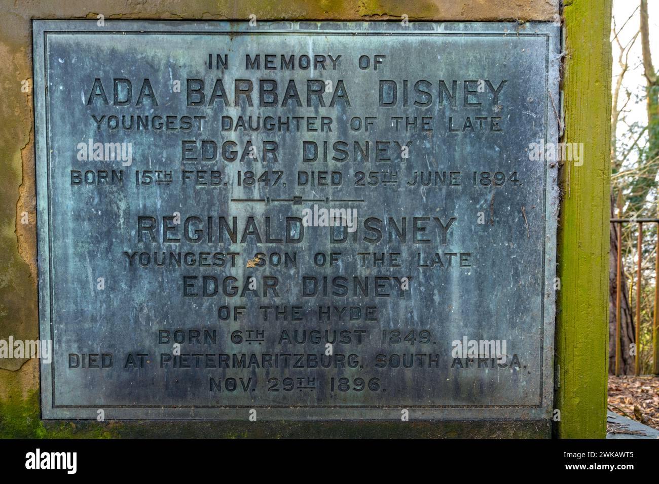 Das Grab der Disney-Familie auf dem Friedhof in Fryerning Essex Stockfoto