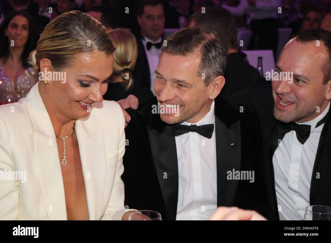 FRANKFURT, 17. Februar; Franziska van Almsick und Michael MRONZ während der 53. Ball des Sports Gala in der Festhalle Frankfurt am 17. Februar 2024 in Frankfurt am Main. ( Bild Arthur THILL/ATP Bilder ) (THILL Arthur/ATP/SPP) Credit: SPP Sport Press Photo. /Alamy Live News Stockfoto
