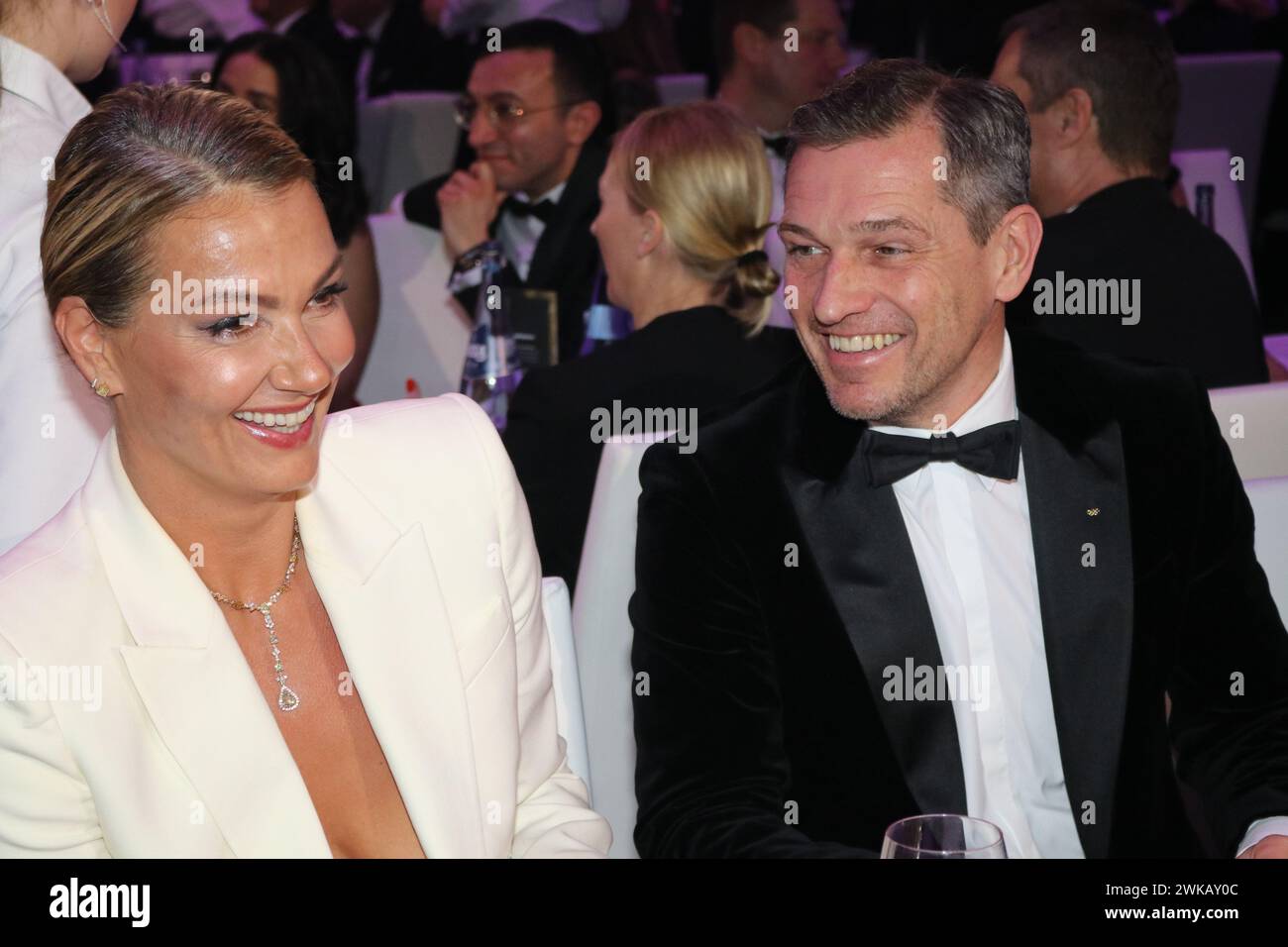 FRANKFURT, 17. Februar; Franziska van Almsick und Michael MRONZ während der 53. Ball des Sports Gala in der Festhalle Frankfurt am 17. Februar 2024 in Frankfurt am Main. ( Bild Arthur THILL/ATP Bilder ) (THILL Arthur/ATP/SPP) Credit: SPP Sport Press Photo. /Alamy Live News Stockfoto