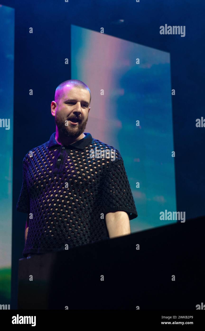 London, Vereinigtes Königreich. februar 2024. Alex Chapman eröffnet für Kim Petras mit einem DJ-Set im Hammersmith Apollo. Cristina Massei/Alamy Live News Stockfoto