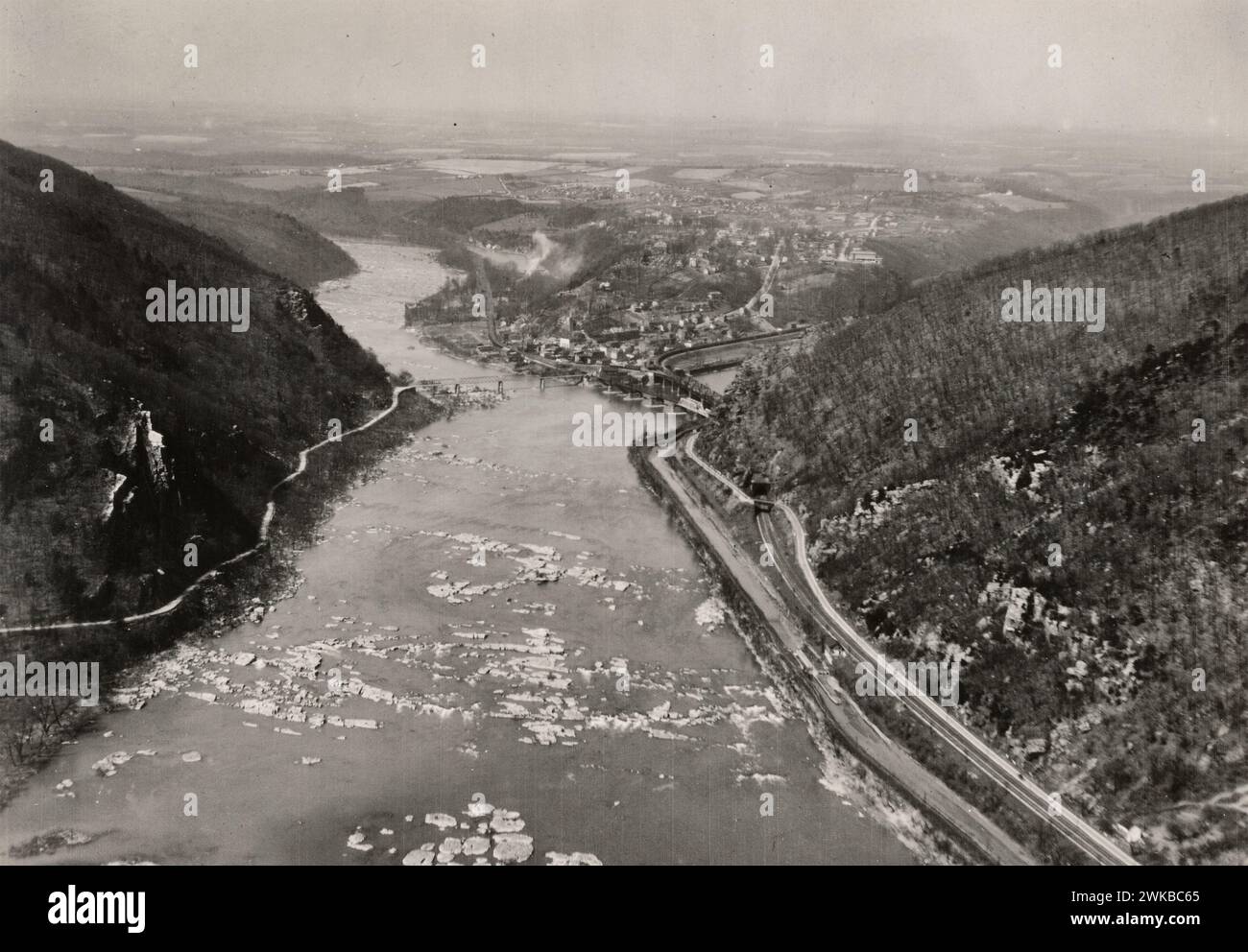 Harpers Ferry, West Virginia - Kreuzung von Potomac und Shenandoah River - April 1930 Stockfoto