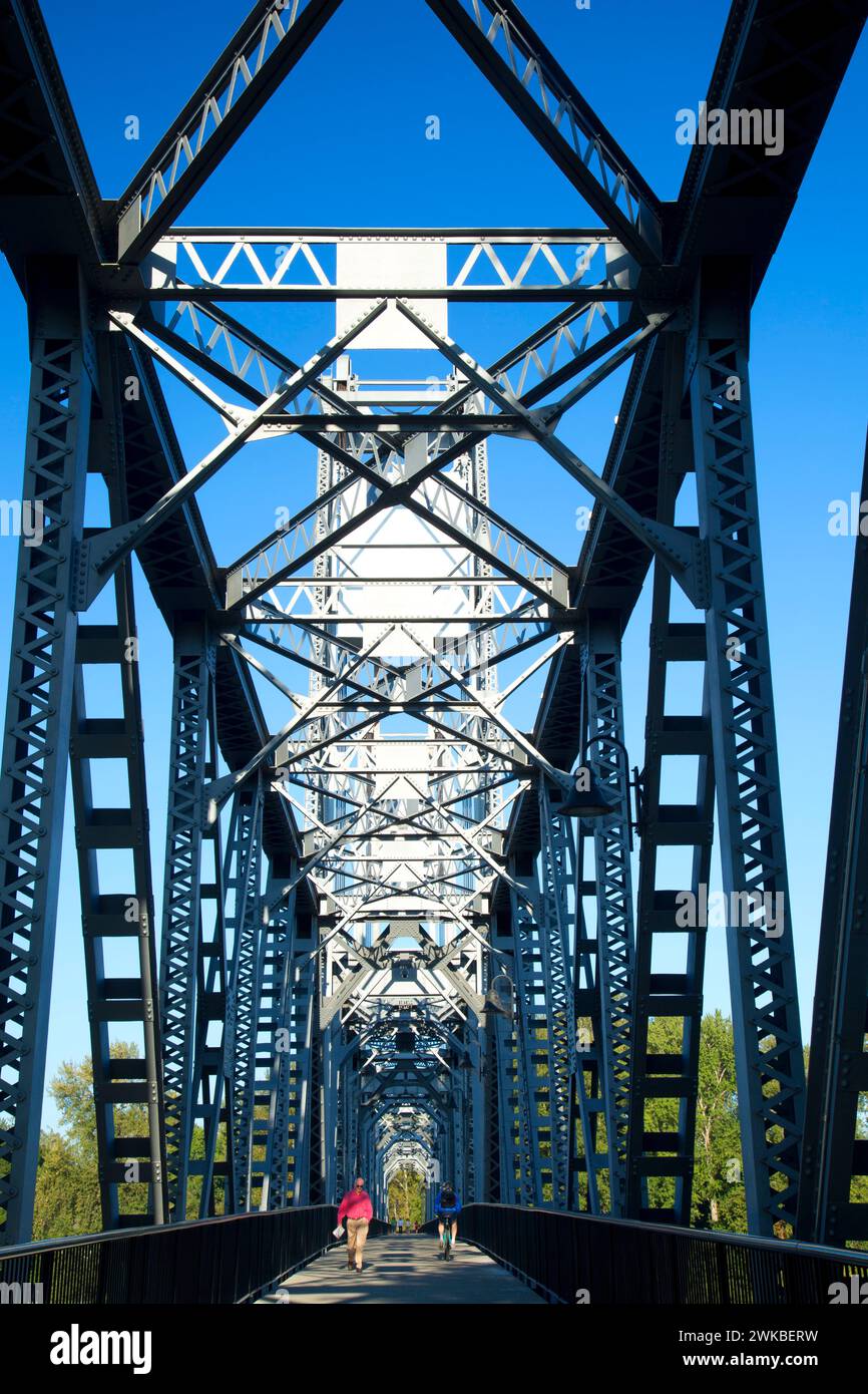 Union Street Railroad Fußgänger & Fahrrad-Brücke, Wallace Marine Park, Salem, Oregon Stockfoto