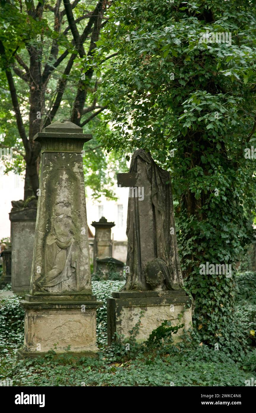 Der Eliasfriedhof in Dresden gilt als kulturell und historisch bedeutendster Friedhof der Stadt. Die Grabstätte in der Pirnaische Stockfoto