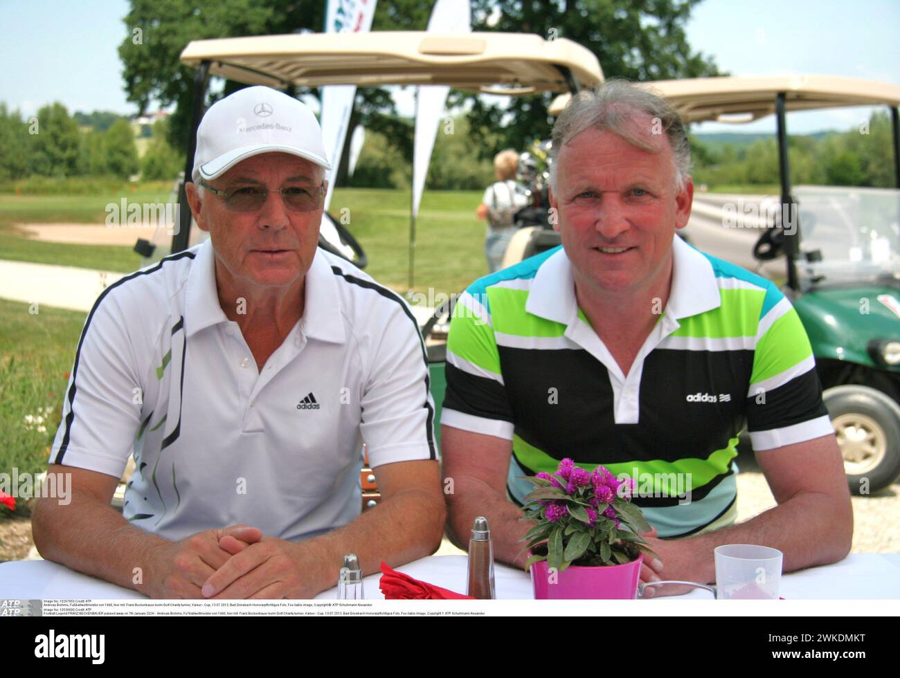 BAD GRIESBACH, Deutschland. , . im Hartl Resort Bad Griesbach, Franz Beckenbauer mit Andy Brehme, 13.7,2013, Bad Griesbach - gebührenpflichtiges Bild, Copyright © SCHUHMANN Alexander ATP Images (SCHUHMANN Alexander/ATP/SPP) Credit: SPP Sport Pressefoto. /Alamy Live News Stockfoto