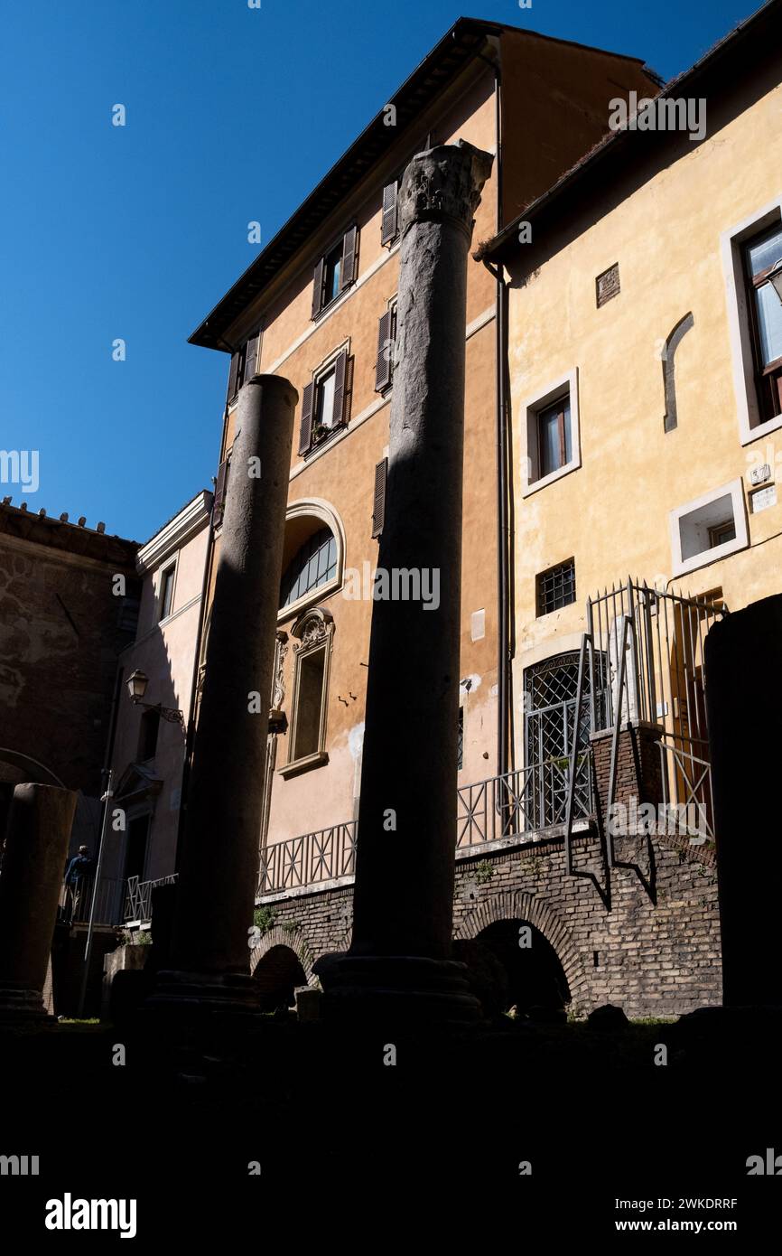 Italien, Roma, 16.04.2022. Tourismus durch die Stadt Rom, die italienische Hauptstadt, mit ihren Denkmälern und archäologischen Stätten. Italie, Rom, le 2022-04- Stockfoto