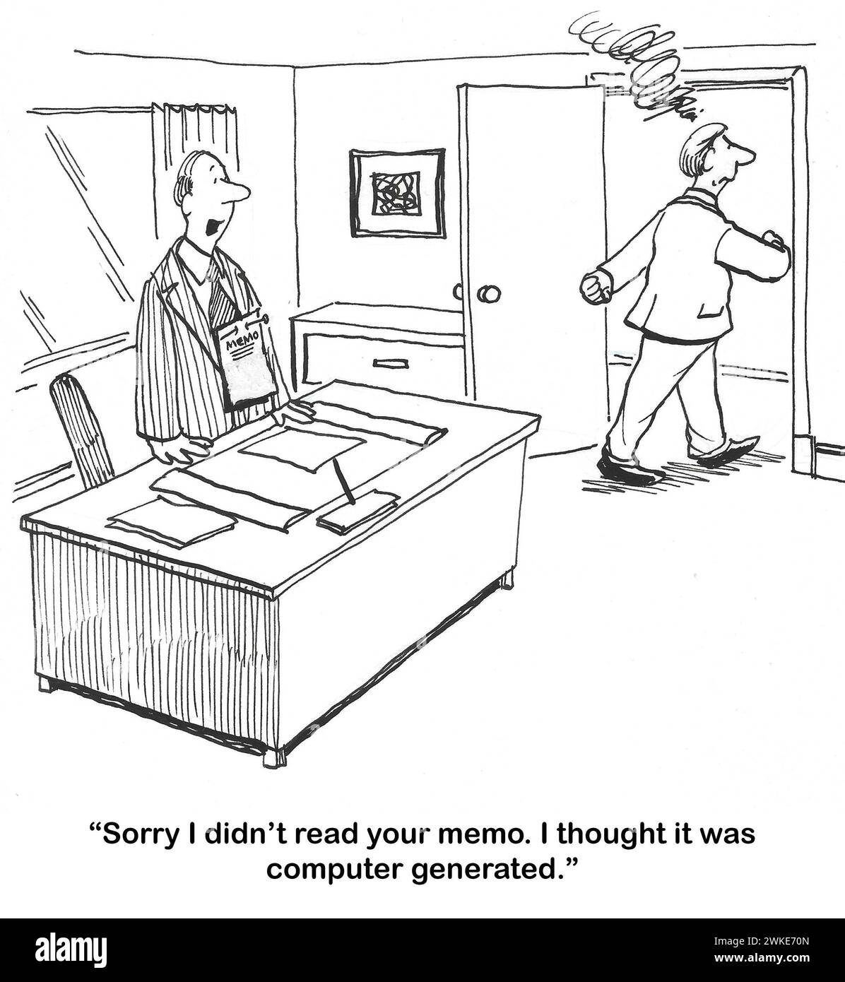 BW-Cartoon eines verärgerten Bosses. Sein Manager las das Memo des Chefs nicht, weil er irrtümlich dachte, es sei computergeneriert. Stockfoto