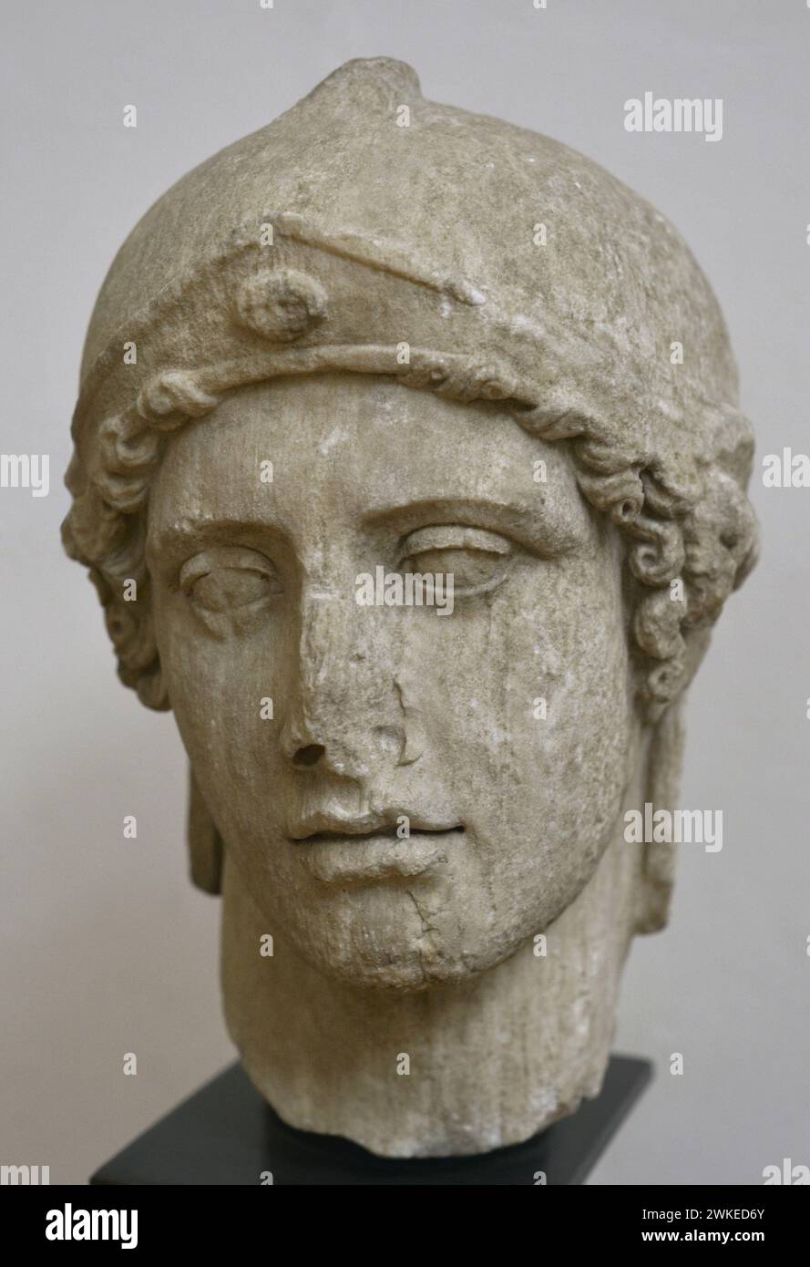 Athena. Kopf einer Marmorstatue. 2. Jahrhundert n. Chr. Aus der antiken Stadt Philippi, Griechenland. Nationales Archäologisches Museum. Sofia. Bulgarien. Stockfoto