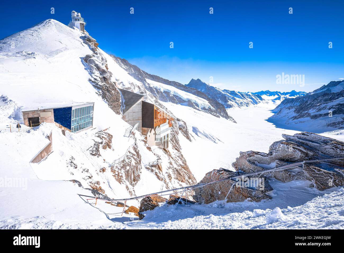 Jungfraujoch Alpengipfel Bahnhof und Blick auf die Sphinx, Ingenieurwunder genannt Spitze Europas, Schweiz Stockfoto