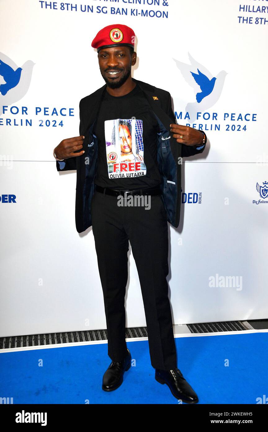 Bobi Wine bei der Cinema for Peace Gala 2024 im WECC - Westhafen Event & Convention Center. Berlin, 19.02.2024 Stockfoto