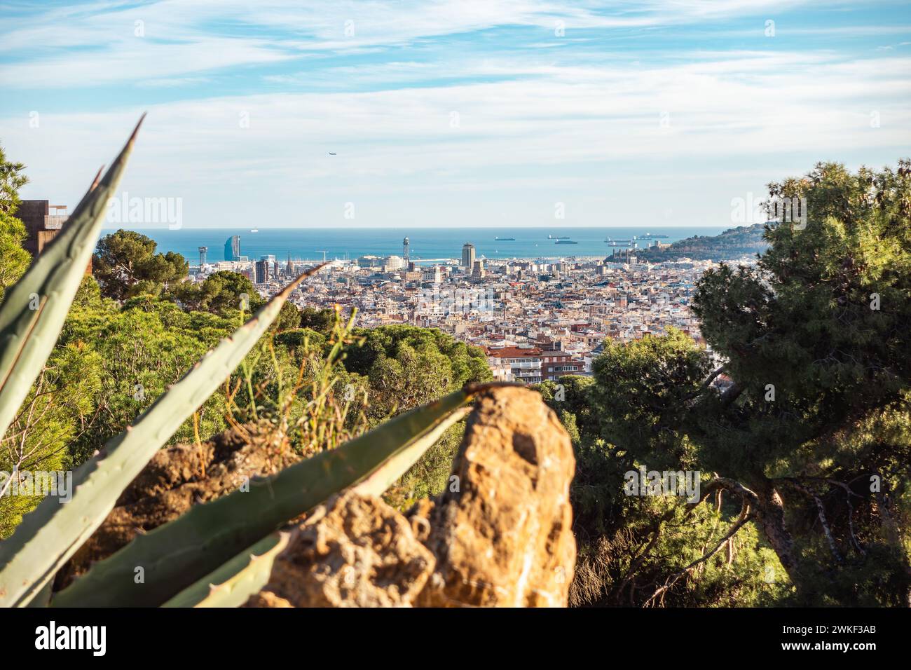 Spanien, Barcelona spanische Stadt, Panoramablick und mittelmeer vom Park Güell Stockfoto