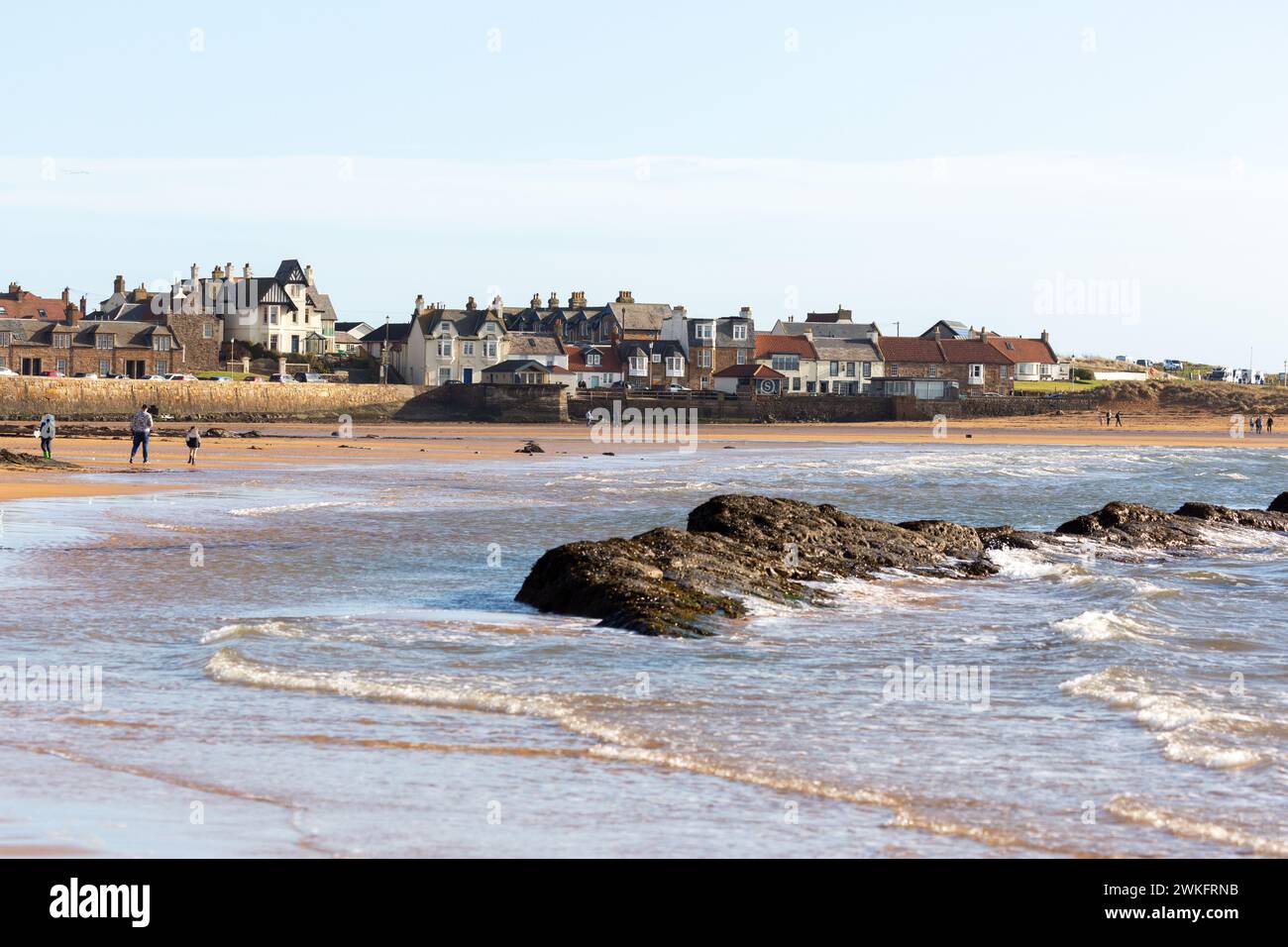 Häuser am Meer in Elie Schottland Stockfoto