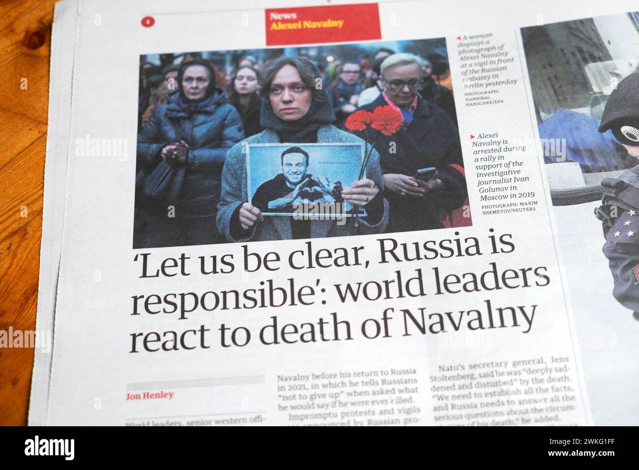 "Lassen Sie uns klar sein, Russland ist verantwortlich": Die Staats- und Regierungschefs der Welt reagieren auf den Tod von Nawalny." die Zeitung Guardian titelt Wladimir Putin artikel 14. Februar 2024 Stockfoto
