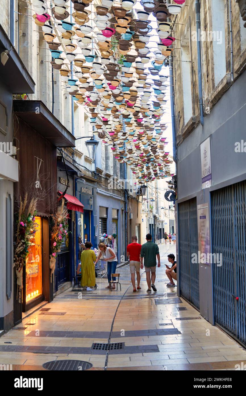 Rue des Fourbisseurs, Avignon, Vaucluse, Provence-Alpes-Côte d’Azur, Frankreich, Europa. Stockfoto