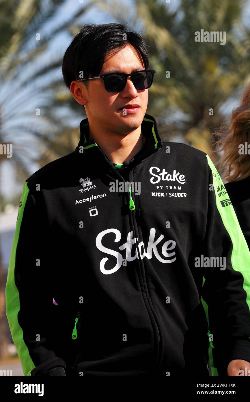 Sakhir, Bahrain. Februar 2024. Zhou Guanyu (CHN) sauber. 21.02.2024. Formel-1-Test, Sakhir, Bahrain, Tag 1. Das Foto sollte lauten: XPB/Alamy Live News. Stockfoto