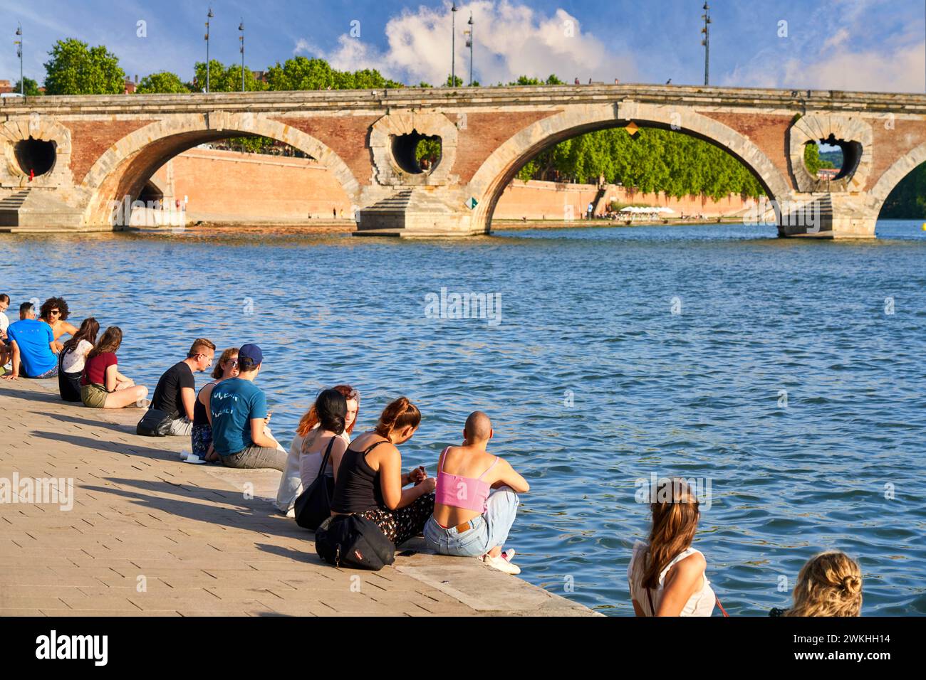 Brücke Pont Neuf, Fluss Garonne, Toulouse, Haute-Garonne, Occitanie, Frankreich, Europa. Stockfoto